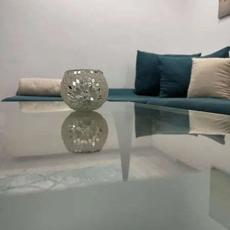 Unirii - Walk To Old Town - Modern 1br - Self Check-in Daire Bükreş