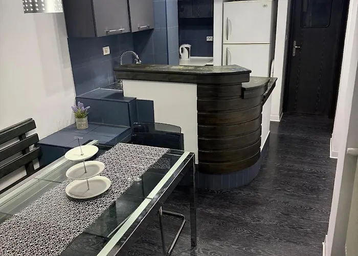 شقة Unirii - Walk To Old Town - Modern 1br - Self Check-in *