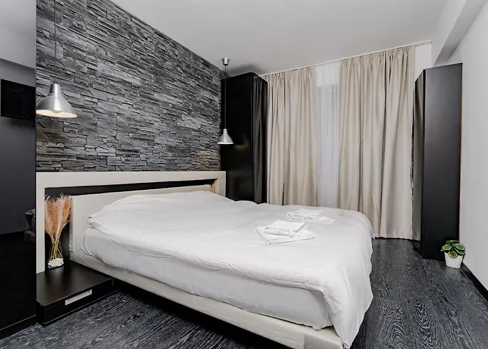 Unirii - Walk To Old Town - Modern 1br - Self Check-in بوخارست