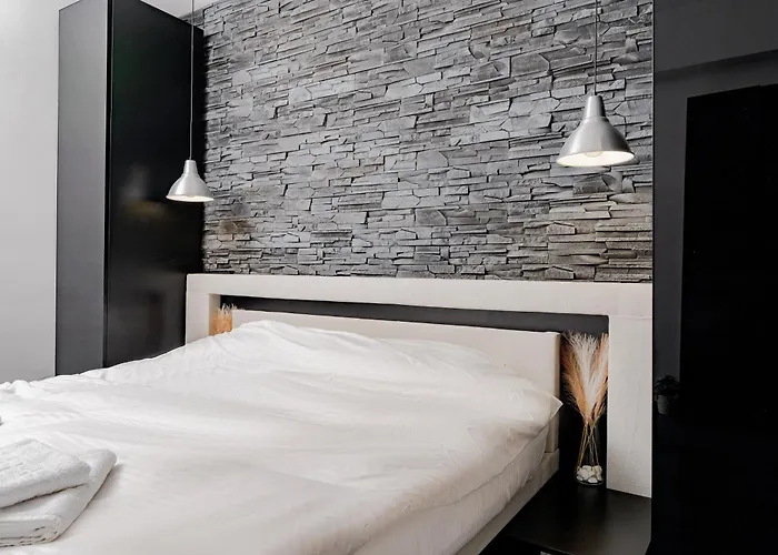 Apartment Unirii - Walk To Old Town - Modern 1br - Self Check-in Bucharest