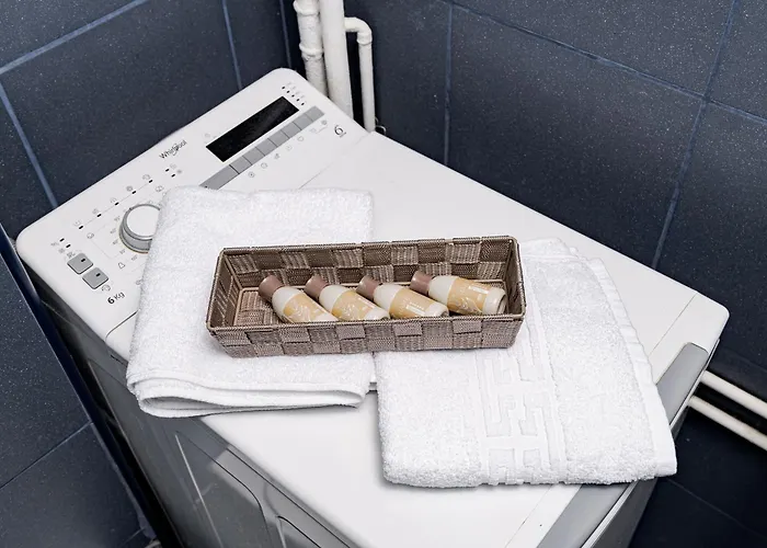 Unirii - Walk To Old Town - Modern 1br - Self Check-in * Bucharest