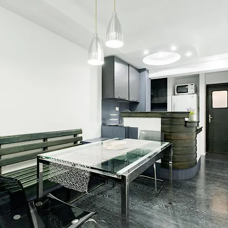 Appartement Bucharest City Centre- Walk To Old Town & Parliament Palace Boekarest