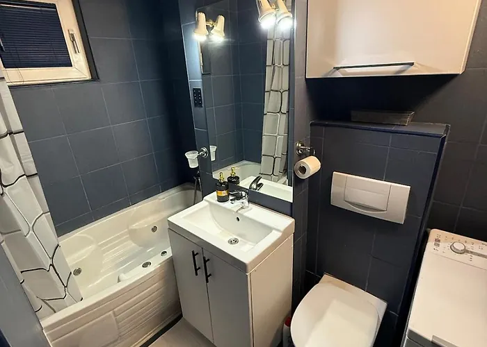 Apartmán Unirii - Walk To Old Town - Modern 1br - Self Check-in Bukurešť